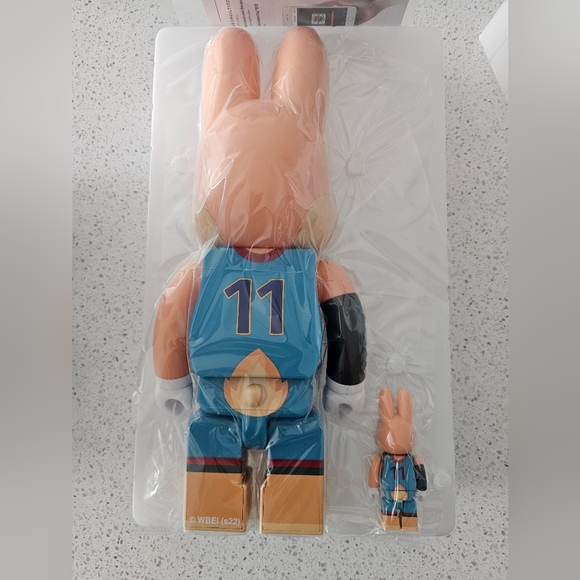 NIB Bearbrick x Space Jam: A New Legacy Rabbrick Lola Bunny 100% & 400% Set - Picture 7 of 12